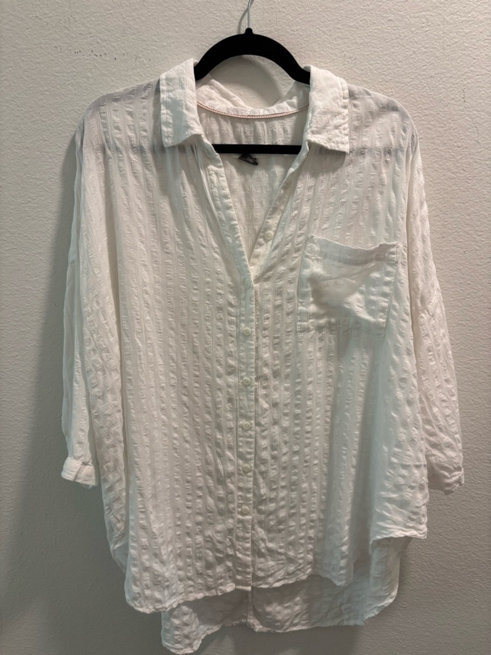 Pilcro Lightweight White Button-Up Textured Shirt, size M/L